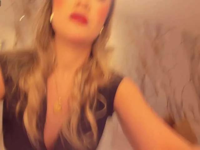 Offline RebeccaHudson on BongaCams