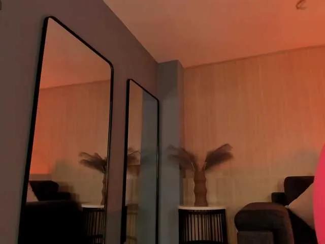 Offline RebeccaHudson on BongaCams