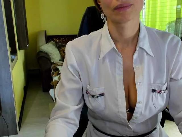 Offline rocsi79 on BongaCams