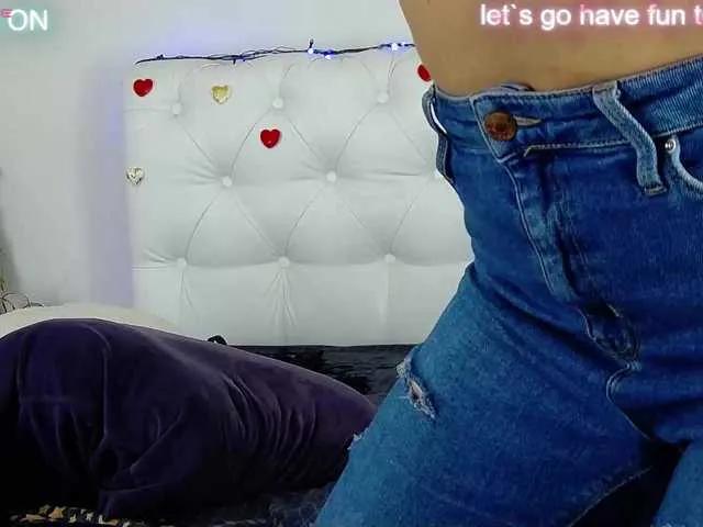 Offline RosmaRin on BongaCams