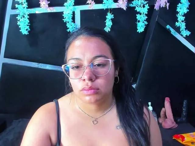 RossiVioleta — Hello, I'm Violeta, nice to meet you. I describe myself as an attractive, sensual, and outgoing woman. I want to have fun with you and possibly meet the love of my life. I'm passionate about life. I love passionate, dominant men. I love being pampered.