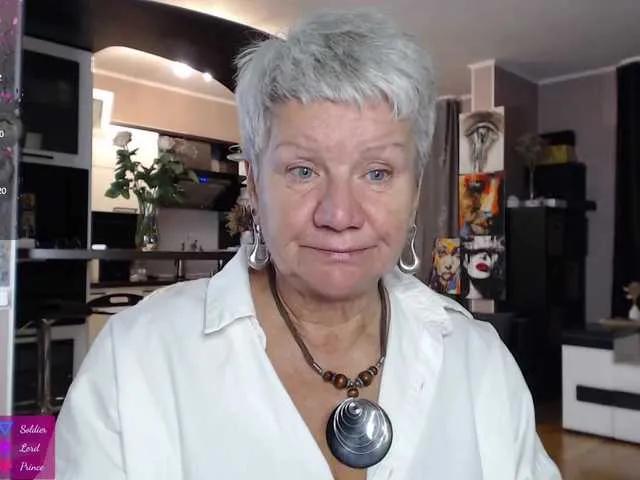 Offline roxana-brooks on BongaCams