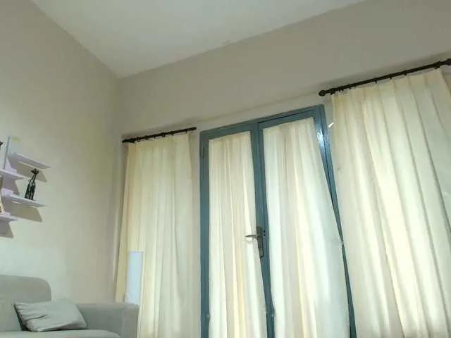 Freechat RozyBlack on BongaCams