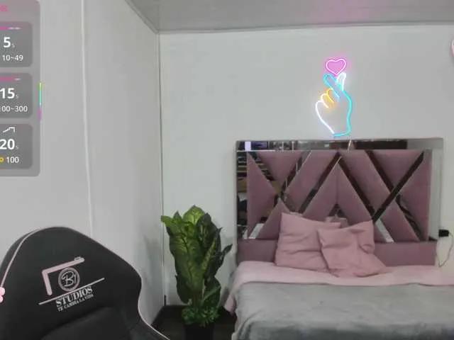 Offline SAAYA-TAY on BongaCams