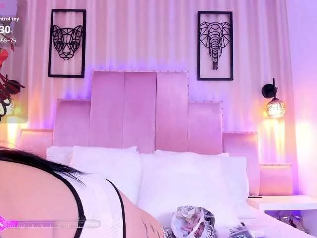 Offline SamanthaAdelle on BongaCams