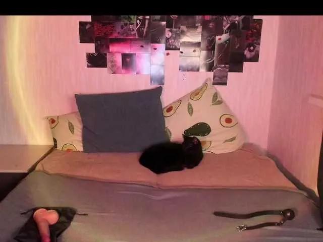 Offline Sandra-a on BongaCams