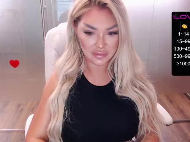 SarahStone on BongaCams 