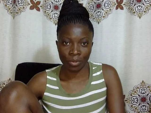 Sexxylips on BongaCams 