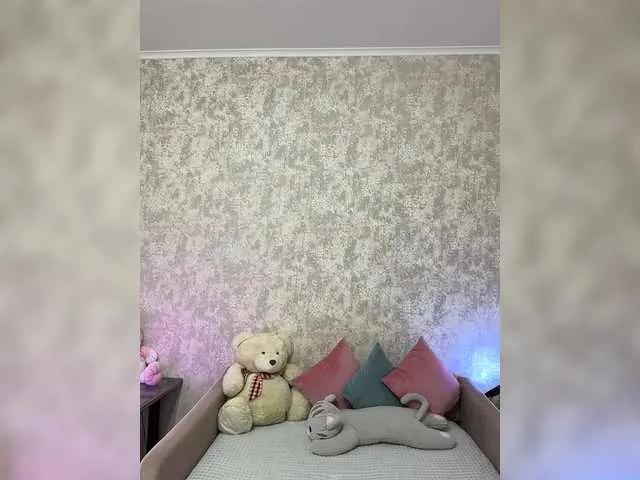 Offline SeXXyMagic on BongaCams