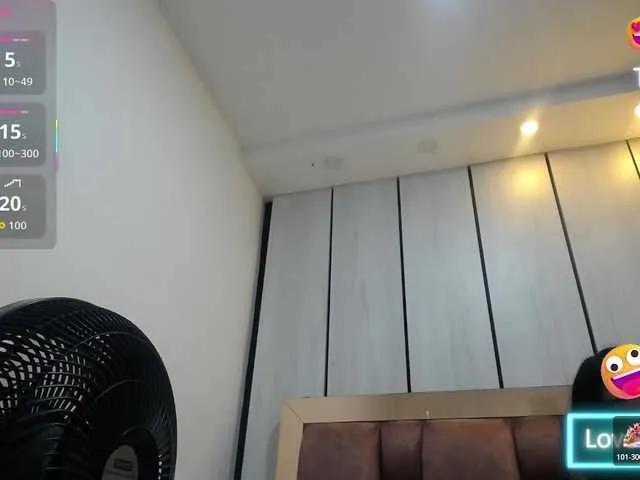 ShanonHughes — El paracaidismo es una sensacin indescriptible como dejar ir todos tus miedos en un solo salto y sentirte completamente libre El viento en tu cara el vaco en tu estmago y la vista desde arriba hacen que todo valga la pena pura adrenalina mezclada con...