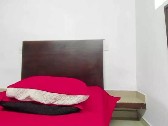 Offline SinthiaCollin on BongaCams