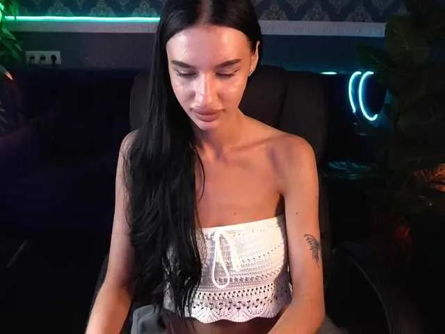 Offline SnowWhiteee on BongaCams