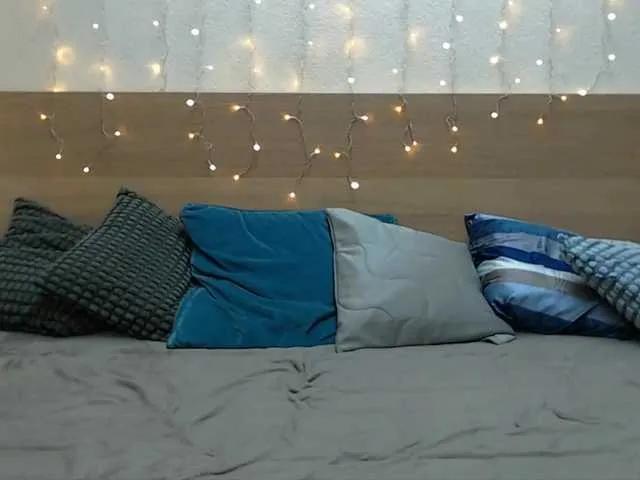 SunnyBright — I love being seen naked, and showing off my body, turns me on so much