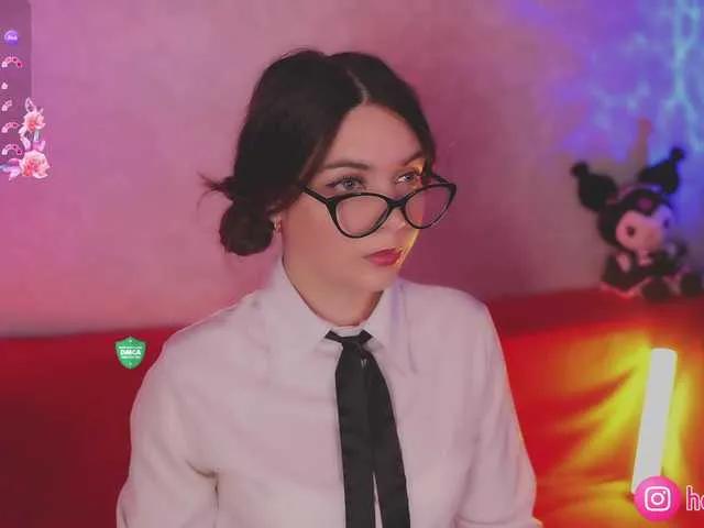 Offline sweet-cupcake on BongaCams