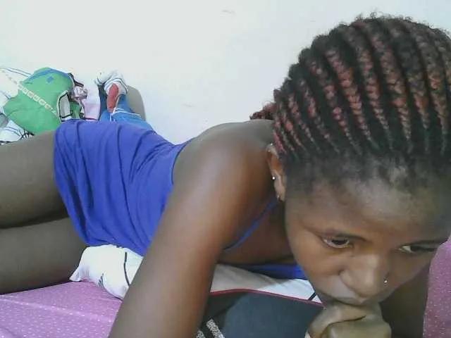 Freechat sweet-tatiana on BongaCams