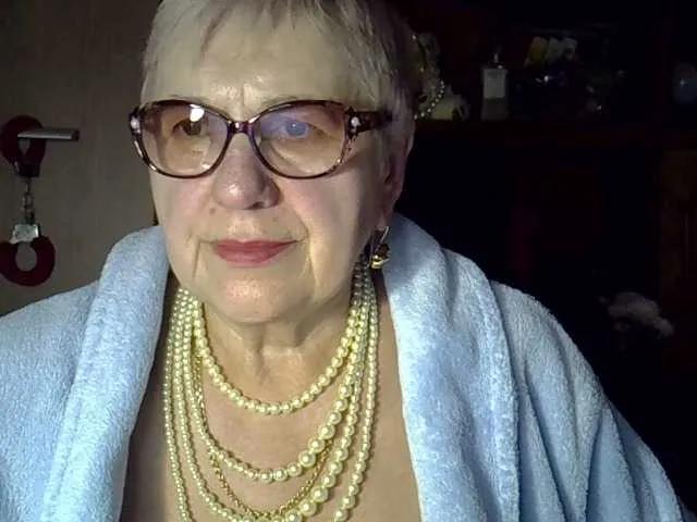 Offline SweetCherry00 on BongaCams