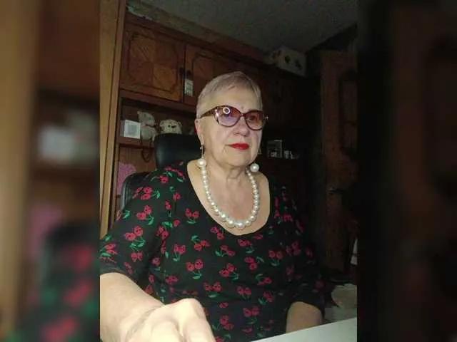 Offline SweetCherry00 on BongaCams