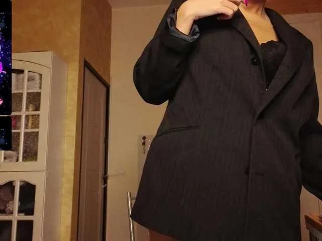 BongaCams sweeteve050 is Freechat sweeteve050 — Seduce, tease or take control of you.