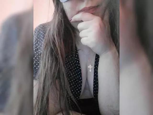 Sweetflowera on BongaCams 