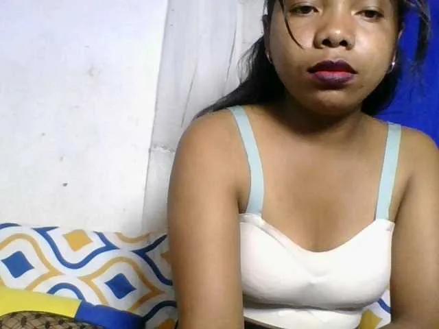taniah on BongaCams