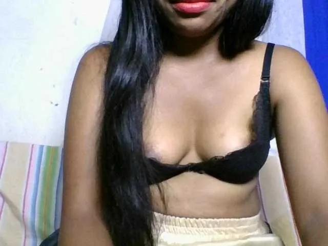 Offline taniah on BongaCams