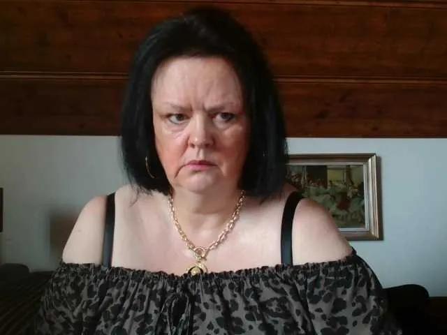 Offline TiffanyAmore on BongaCams