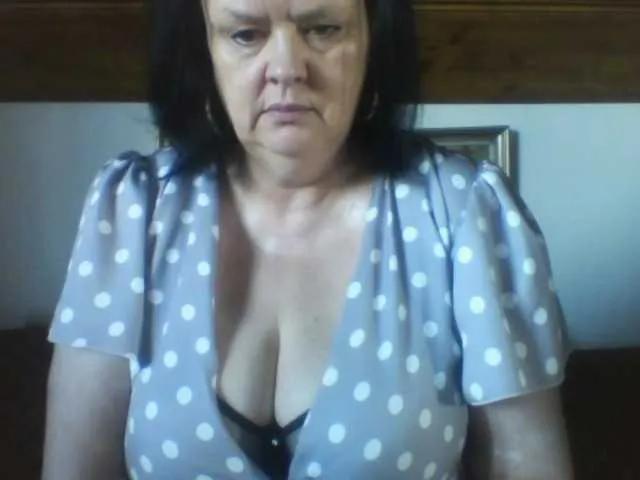 Offline TiffanyAmore on BongaCams