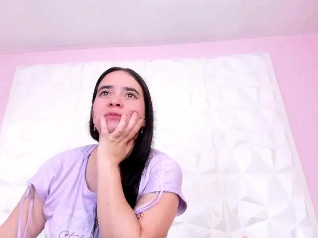 Offline Valeriagomez on BongaCams