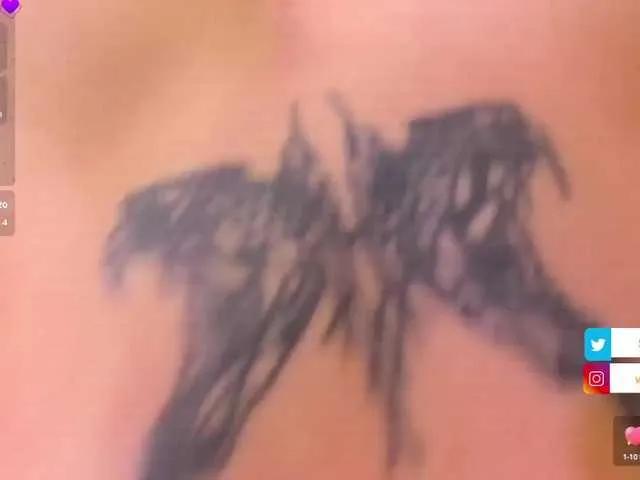 Offline vicky-saenz on BongaCams