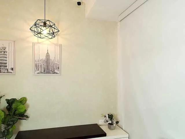 Offline Victoria-Collins on BongaCams