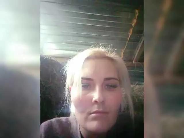 Offline Vika1zvezda on BongaCams