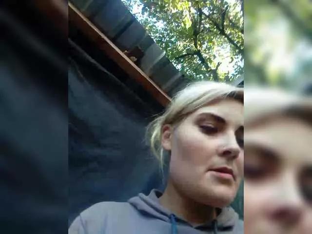 Offline Vika1zvezda on BongaCams