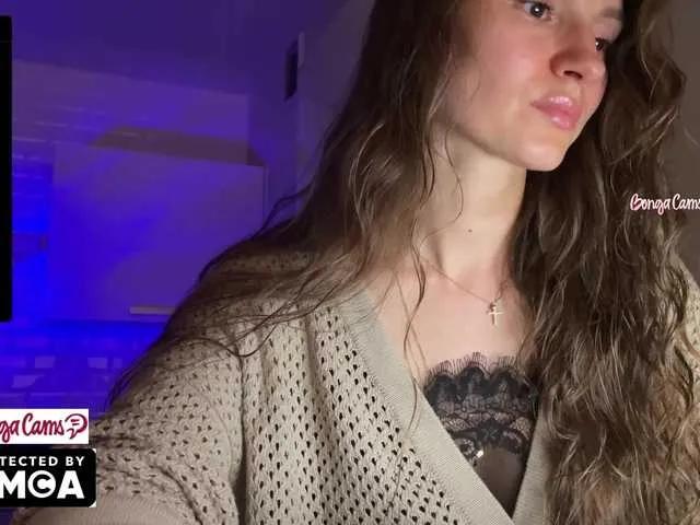 Offline Vvv-lifffe on BongaCams