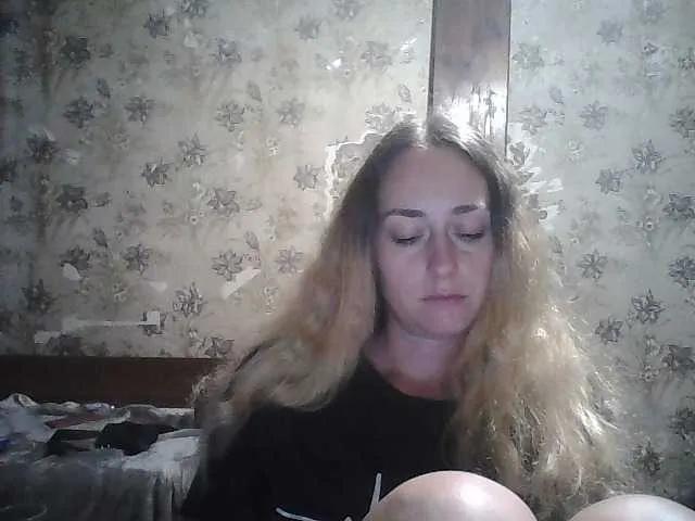 Offline Yana36 on BongaCams