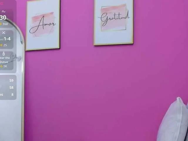 Offline yourcuteneighbourr on BongaCams