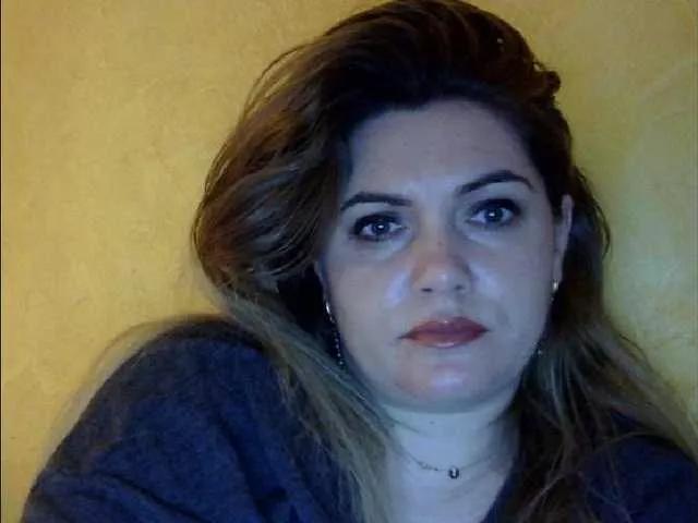 Freechat YourDesire36 on BongaCams