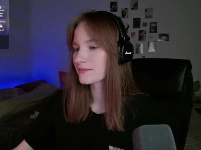 Offline Zeliloo on BongaCams