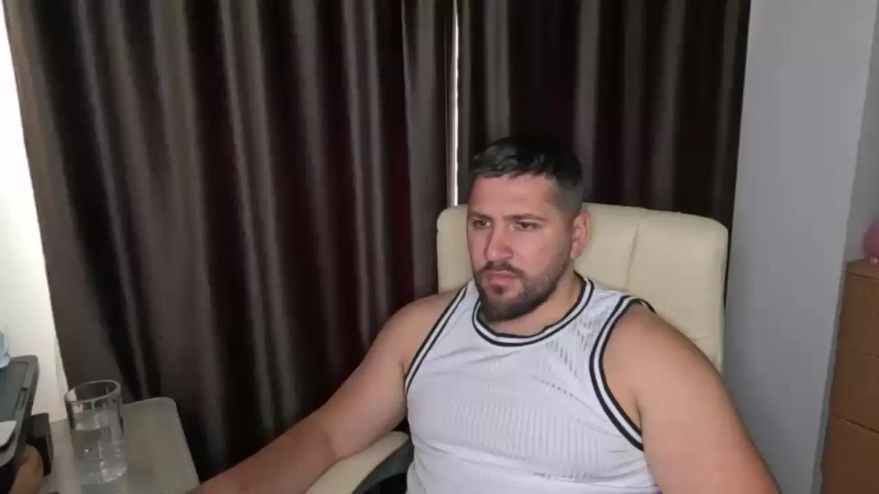 _Alpha_Boy on Cam4 