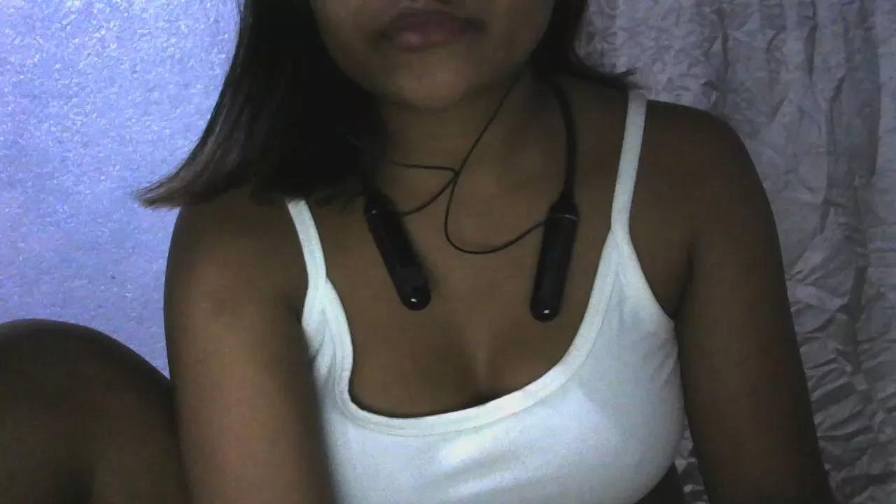 aaaah_sexy25 on Cam4 