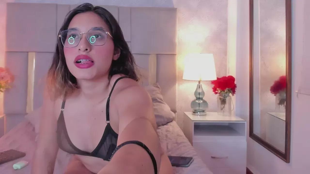 AbaKeller on Cam4 