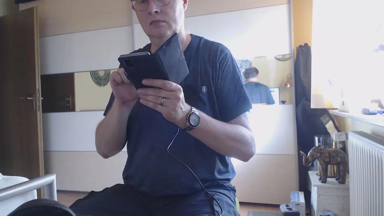 Offline Achim471 on Cam4