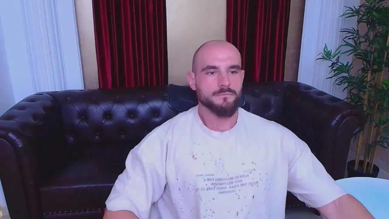 AdamJameson on Cam4 