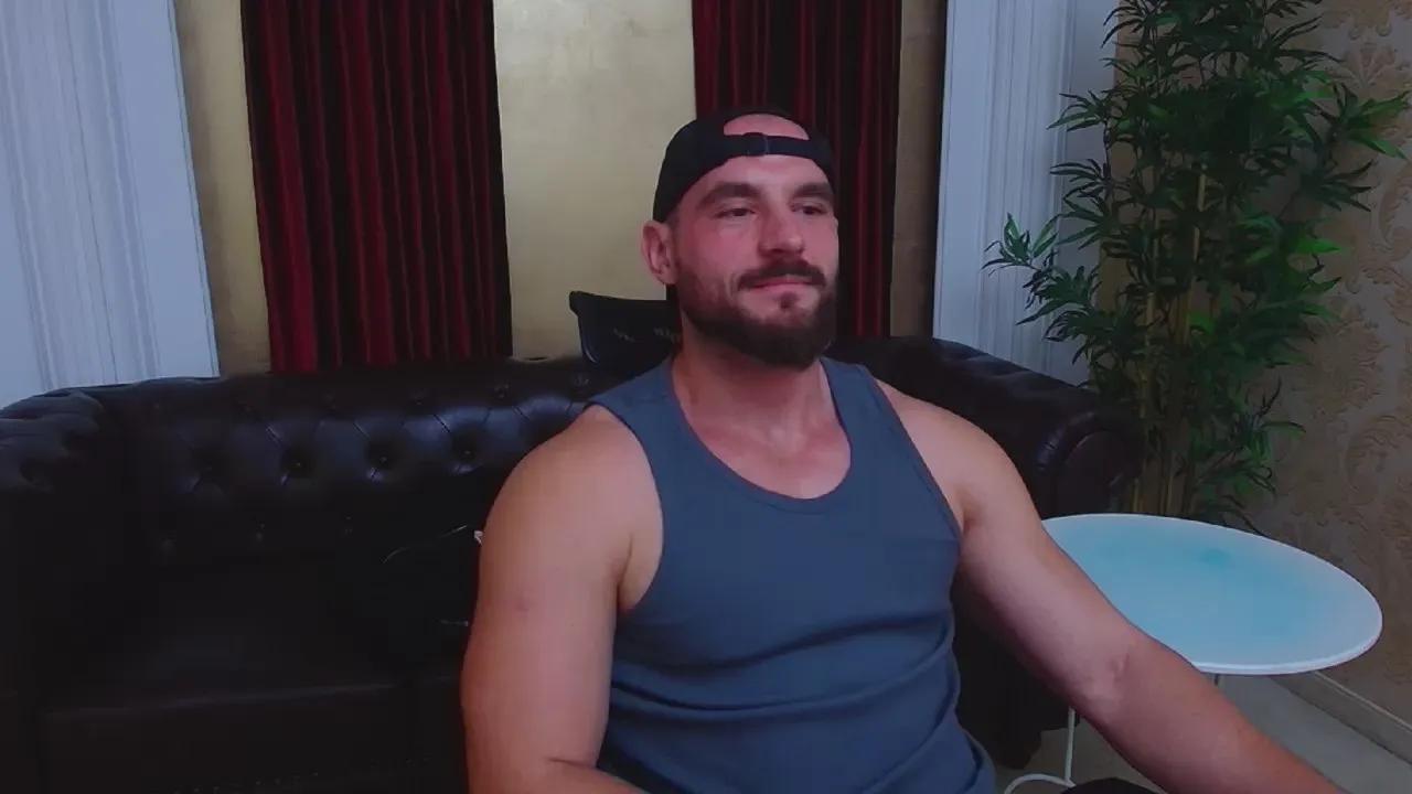 AdamJameson on Cam4 