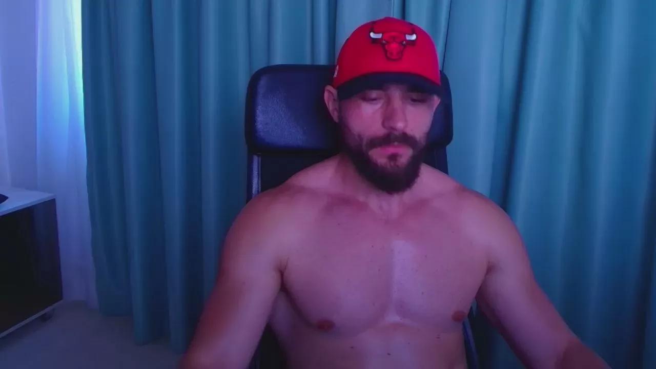AdamJameson on Cam4 