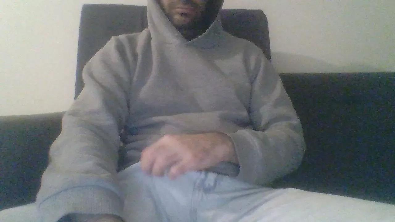 ahquepajeroo on Cam4 