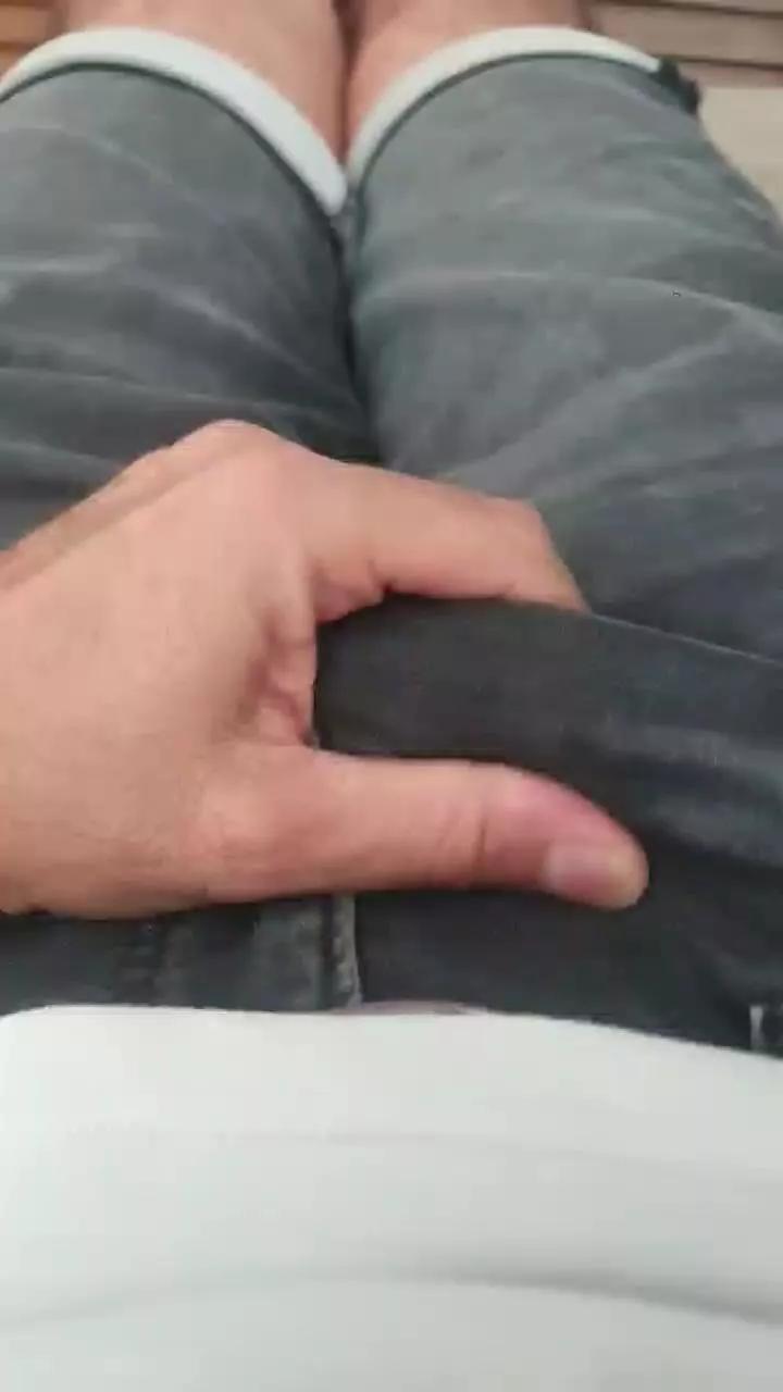 aia_191 on Cam4 