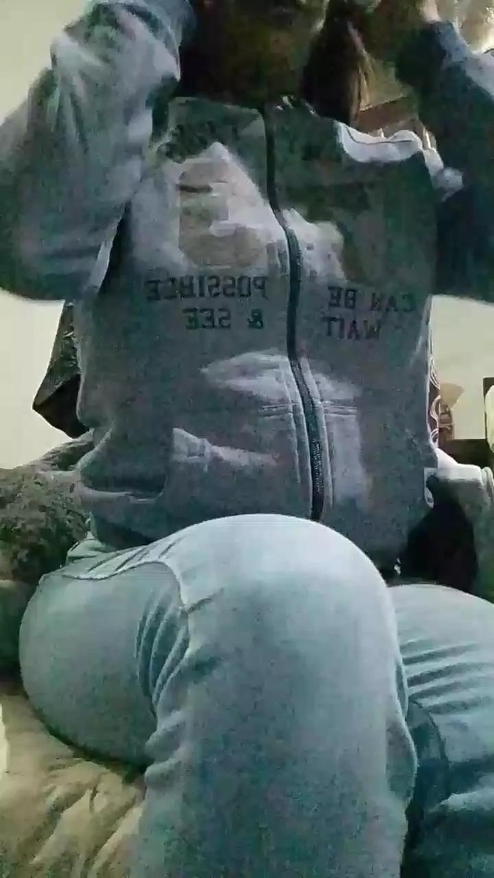 Ailubb on Cam4 
