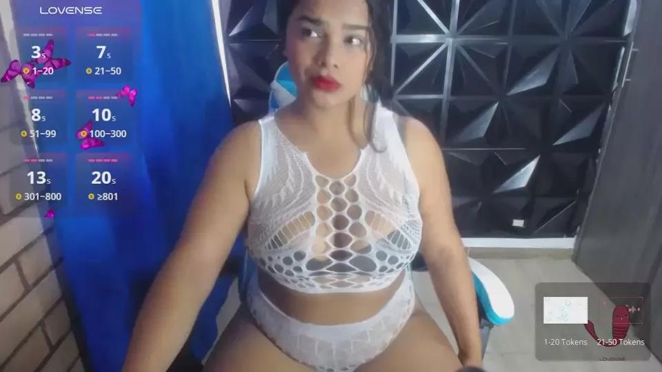 ainara_hampton9 on Cam4 