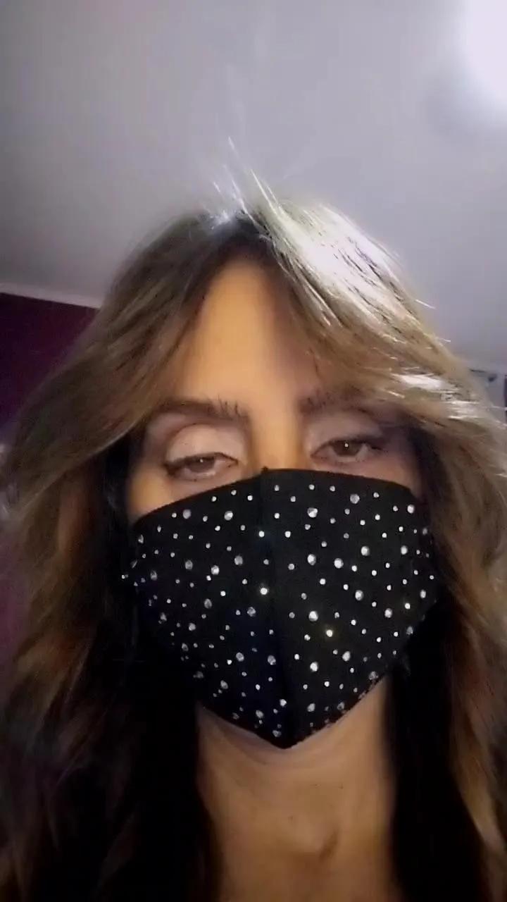 Offline Akemy_room on Cam4