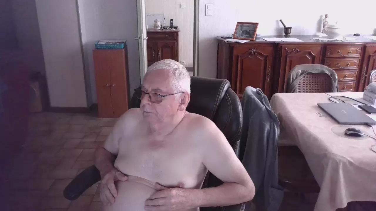 alain633 on Cam4 